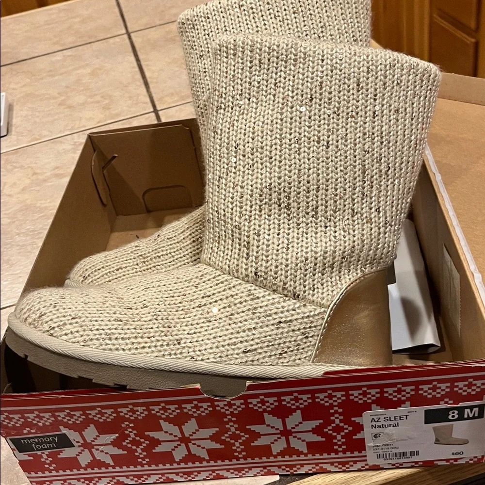 Arizona Jean Company Cream/Gold Sparkle Knit Women's Boots